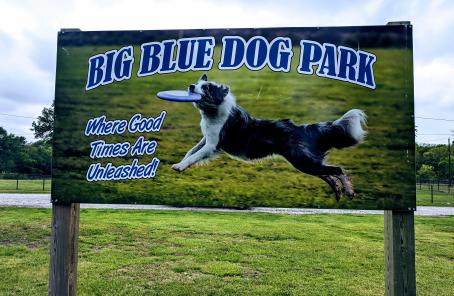 Big Blue Pet Park Sign